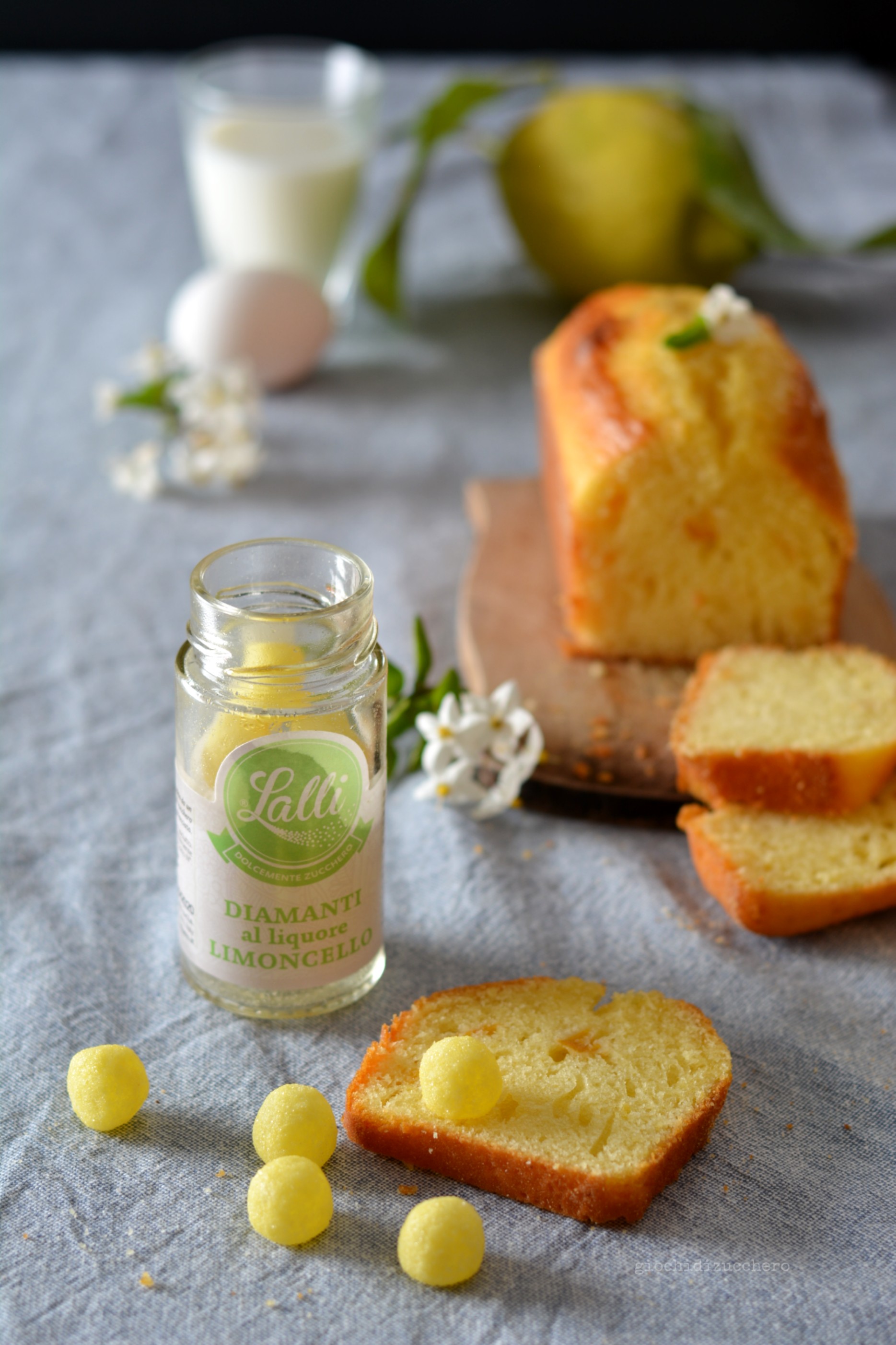 Plumcake Soffice Allo Yogurt E Limone Giochi Di Zucchero