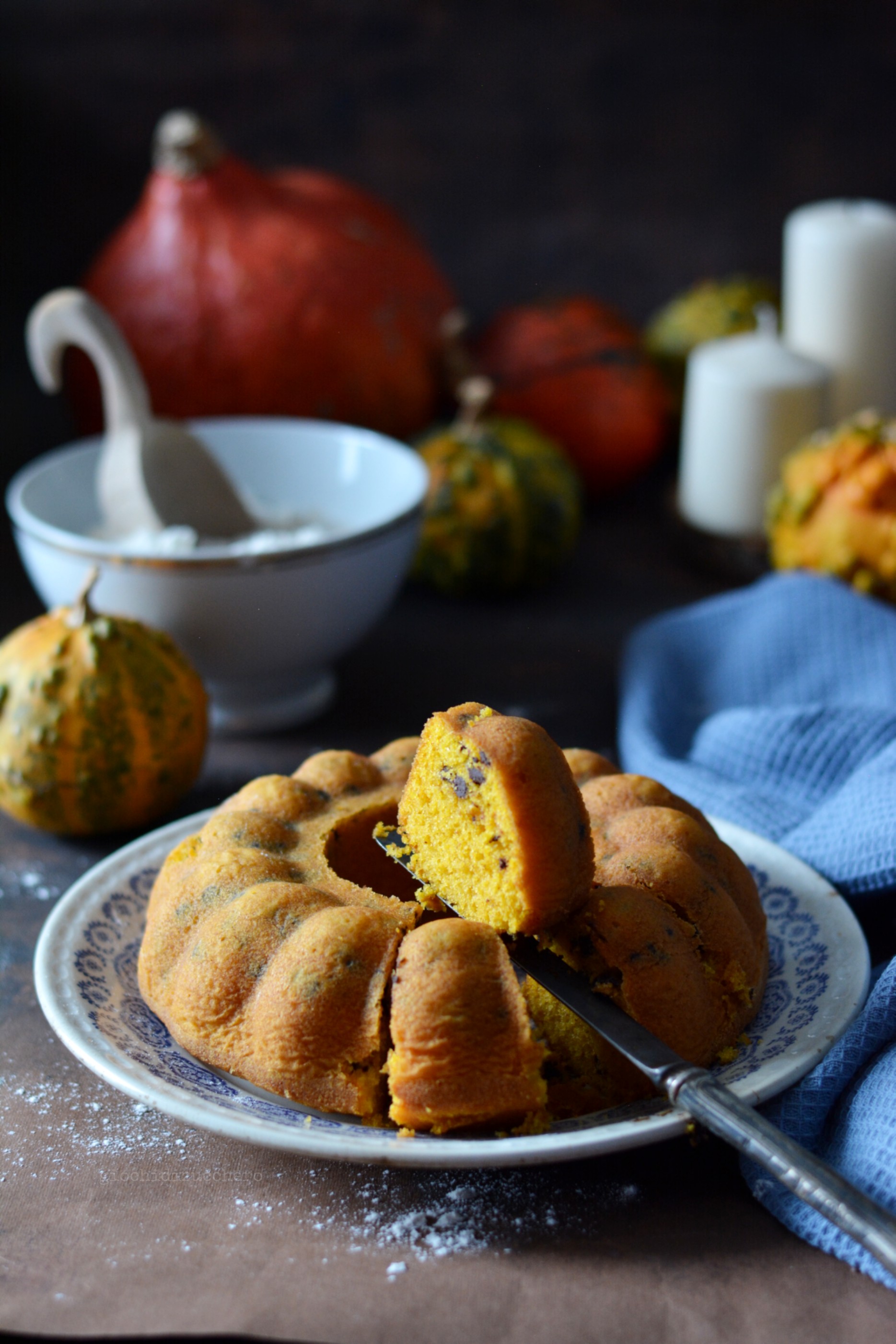 Torta Alla Zucca Cruda E Gocce Di Cioccolato Giochi Di Zucchero